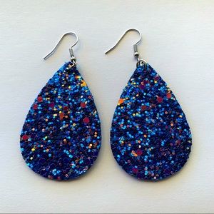 ‼️5/$20 Faux Leather Dangle earrings